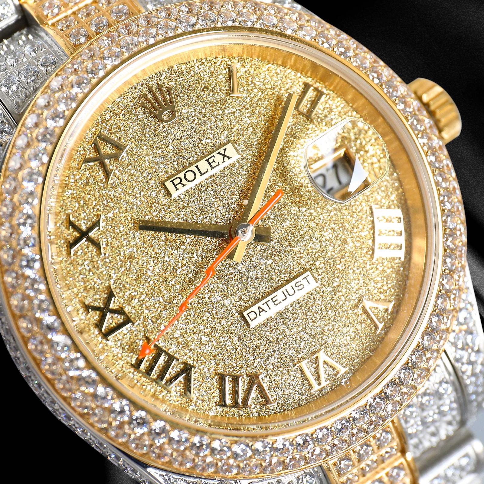 Watch detail photograph