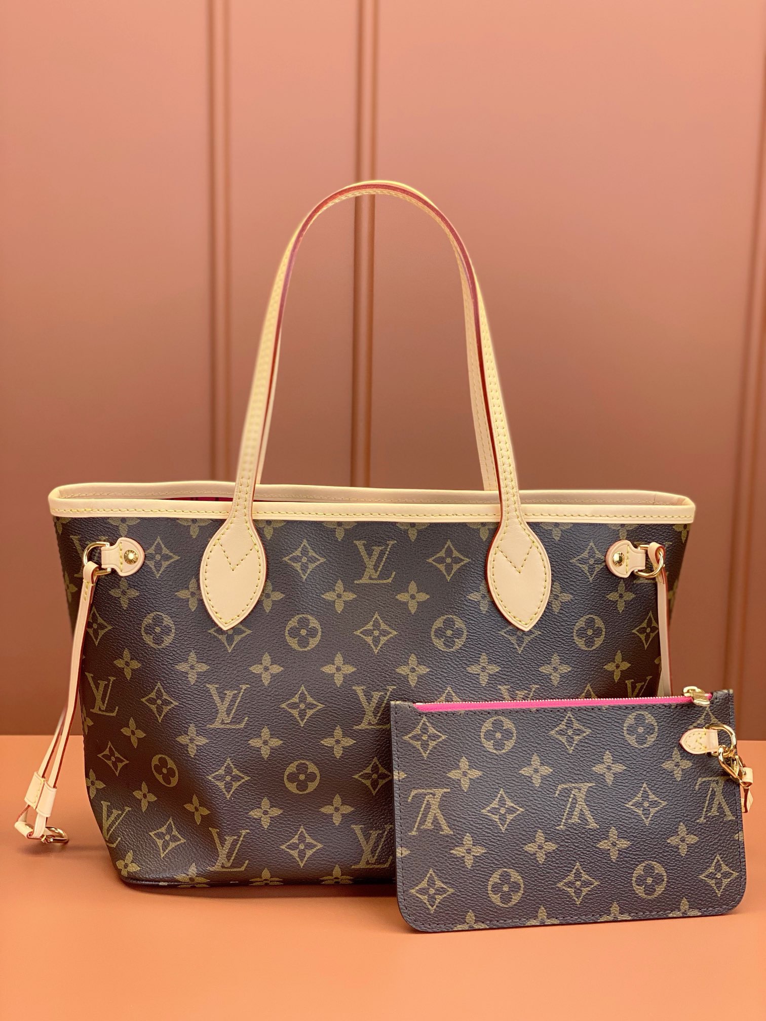 Louis Vuitton Neverfull | Classic Tote Collection - 图片 3
