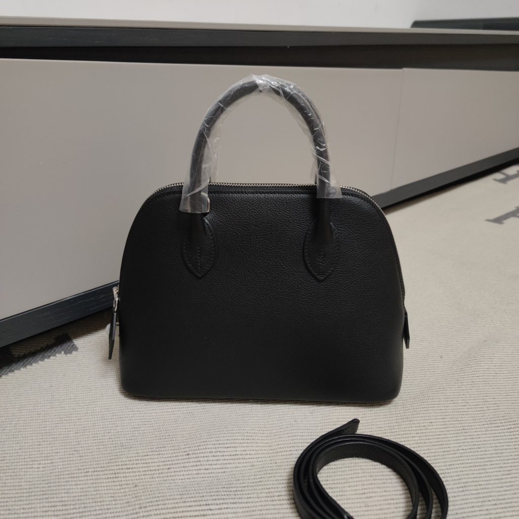 Bolide 25 cm – Black / silver-tone hardware
