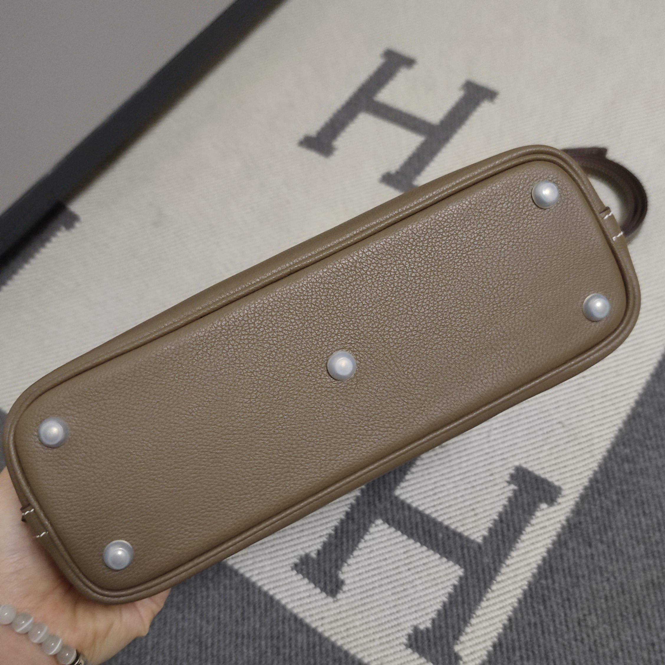 Bolide 25 cm – Elephant Grey / silver-tone hardware - 图片 5