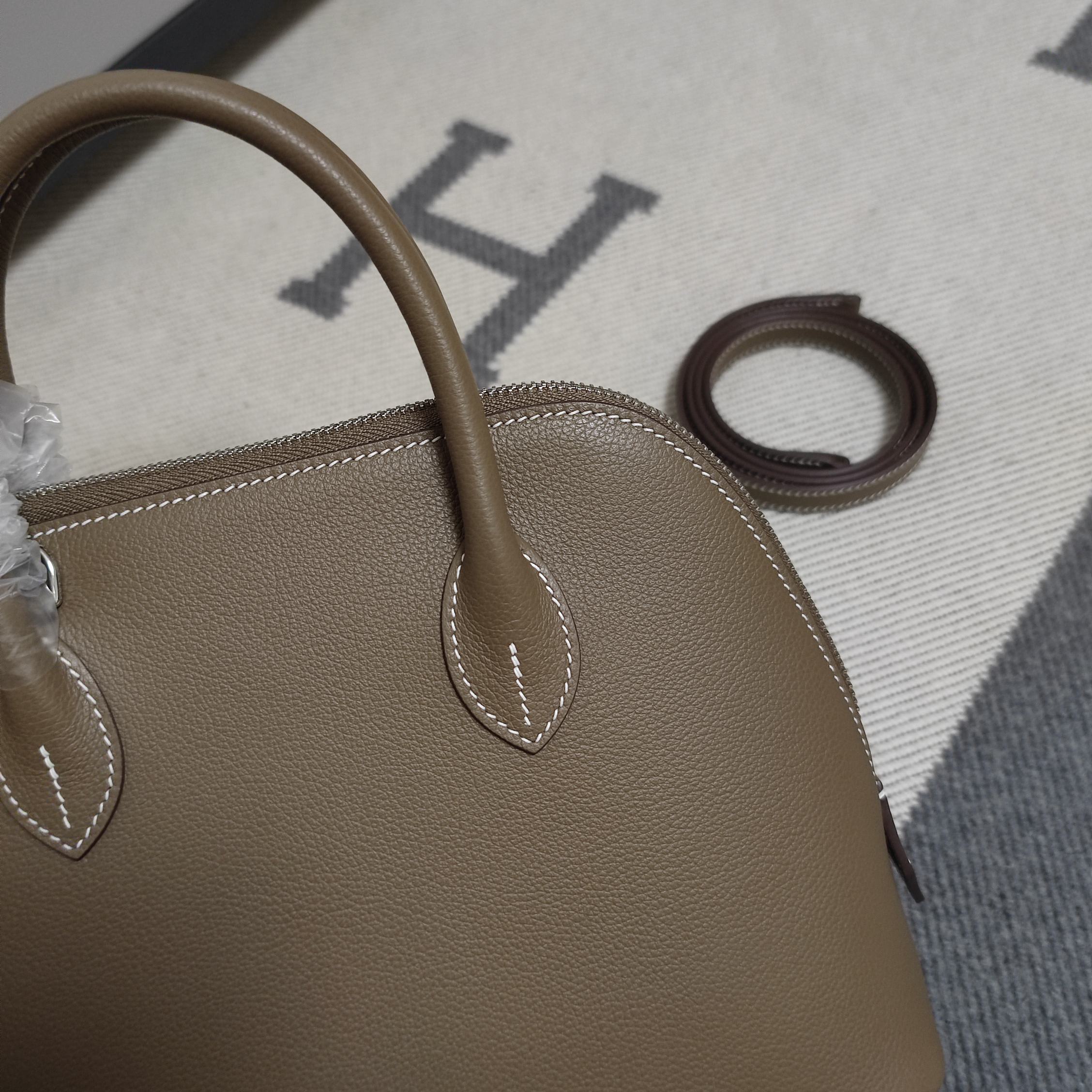 Bolide 25 cm – Elephant Grey / silver-tone hardware - 图片 3