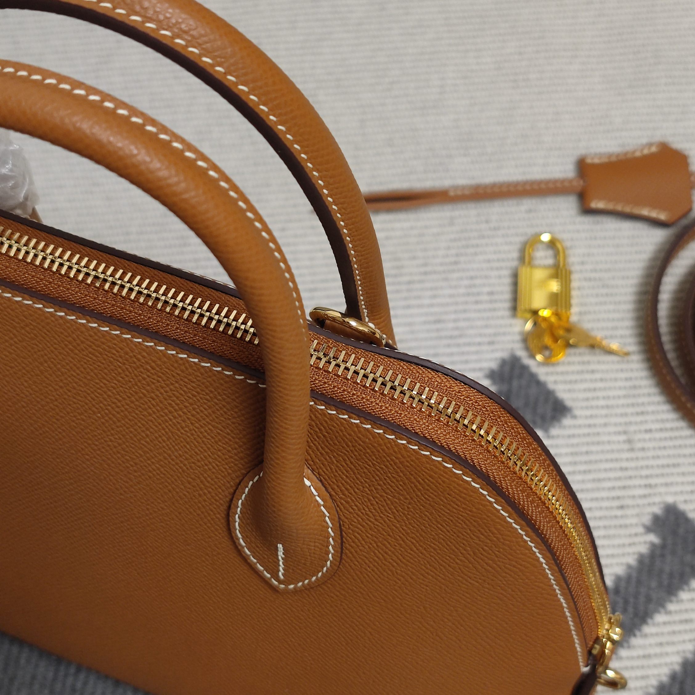 Bolide 25 cm – Gold Brown / gold-tone hardware - 图片 8