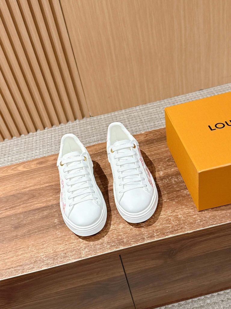 Louis Vuitton Frontrow Sneaker – White / Pink Accent