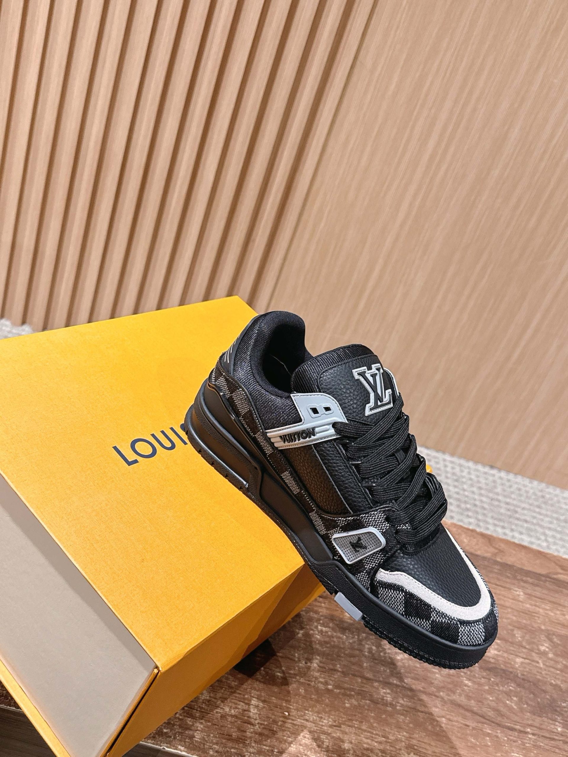 Louis Vuitton Trainer – Black / Grey - 图片 3