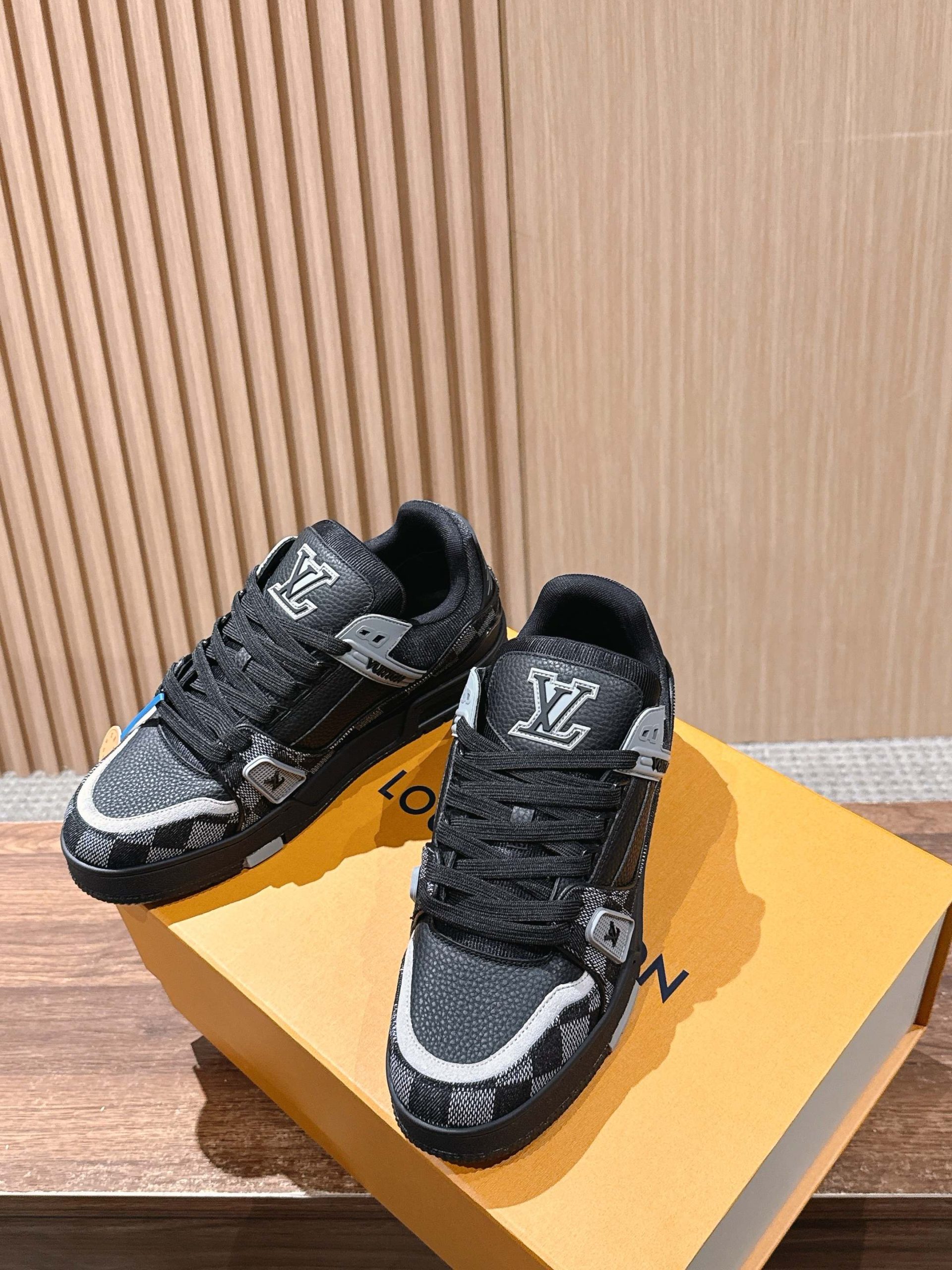 Louis Vuitton Trainer – Black / Grey - 图片 4