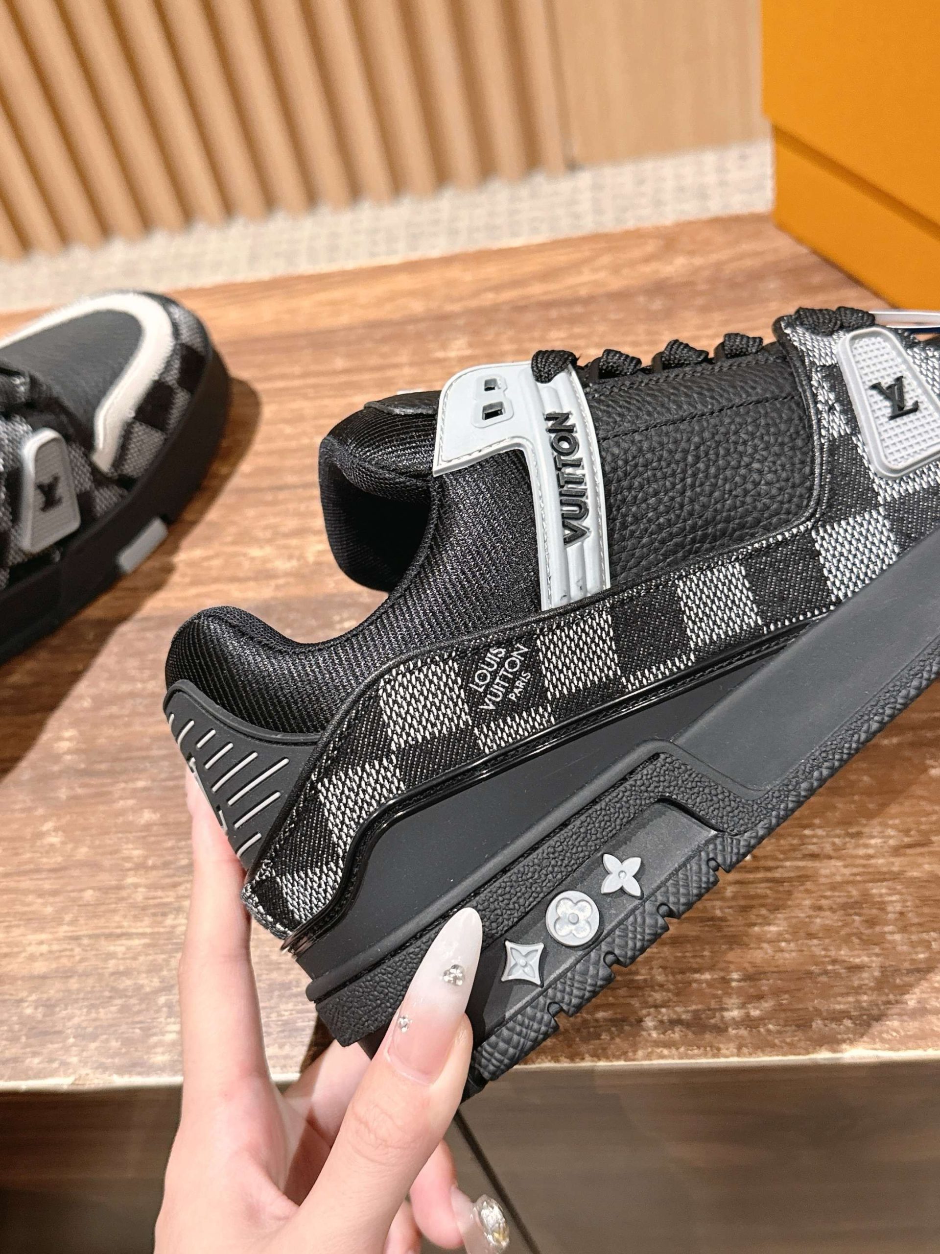 Louis Vuitton Trainer – Black / Grey - 图片 7