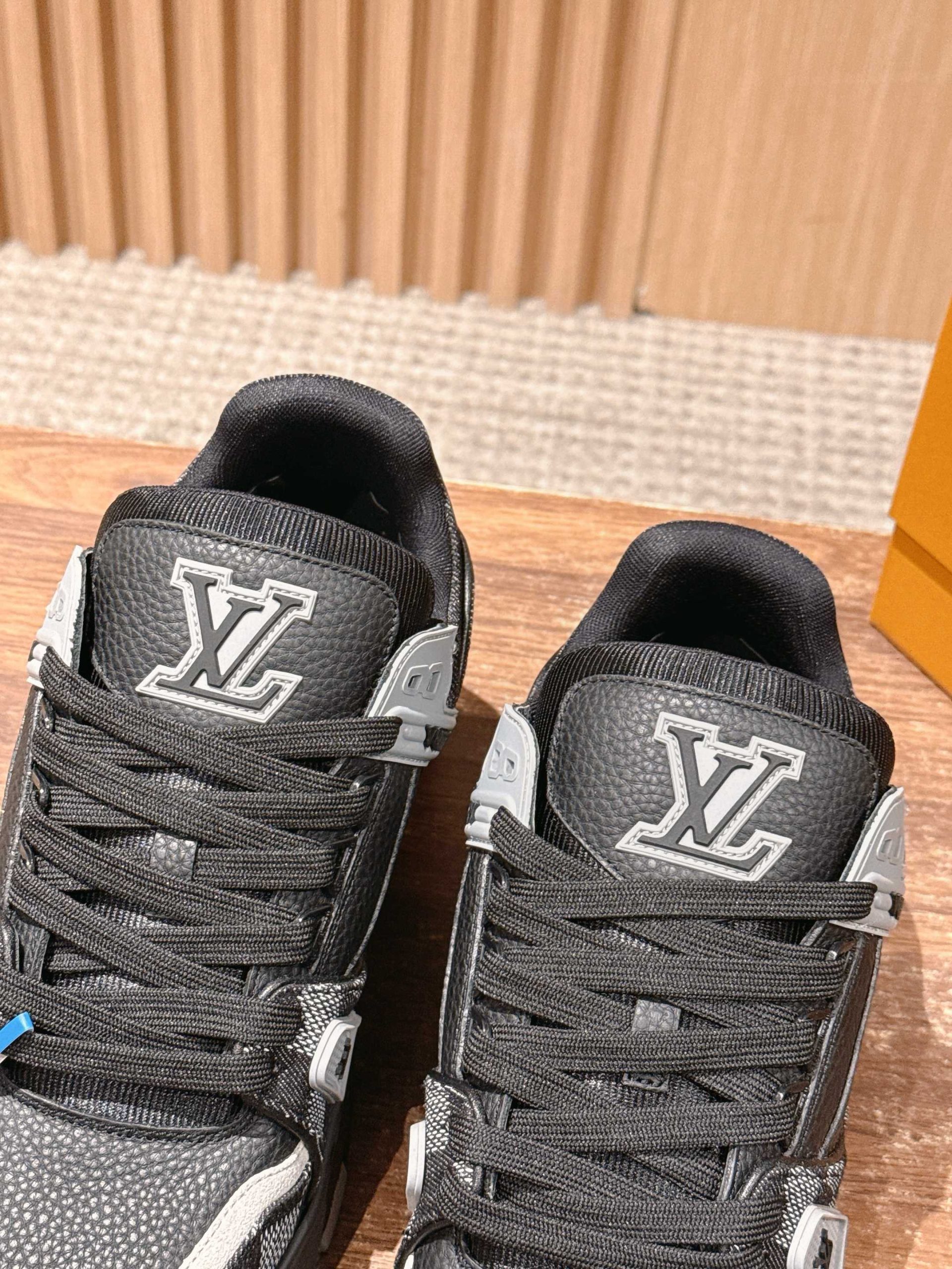 Louis Vuitton Trainer – Black / Grey - 图片 8