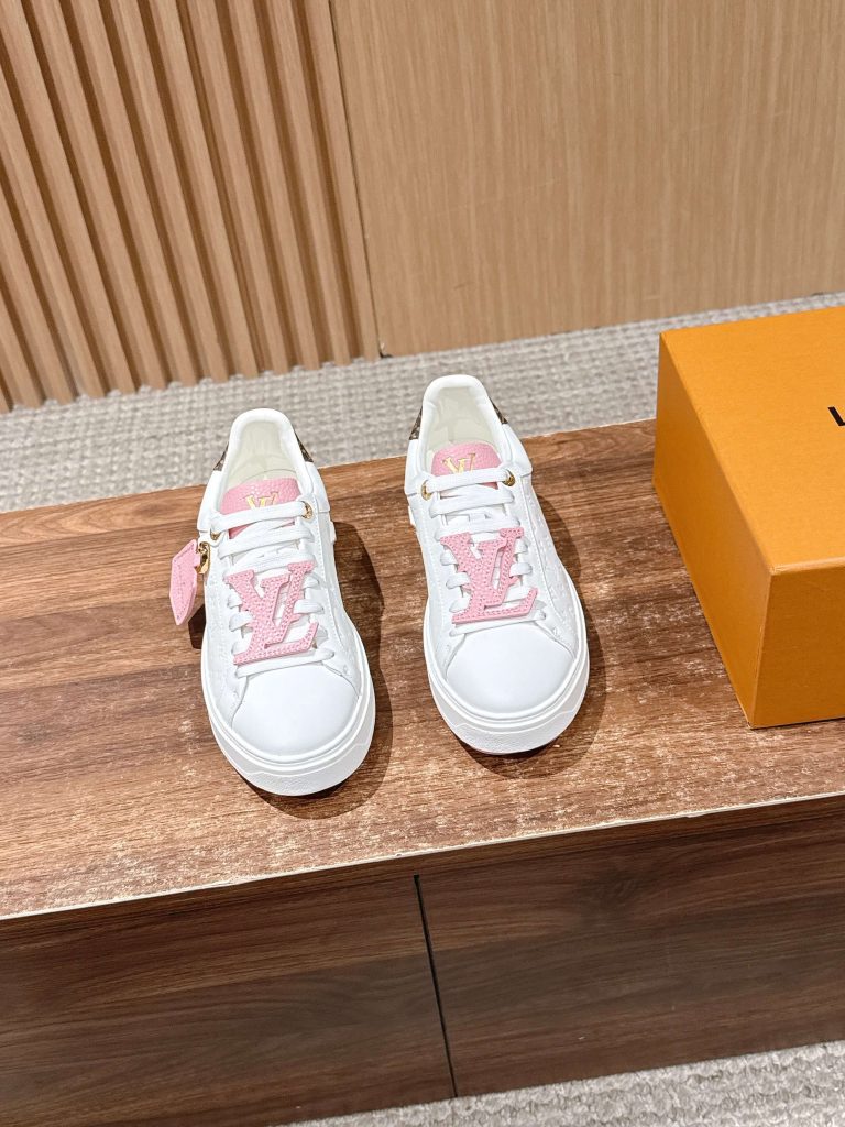 Louis Vuitton Frontrow Sneaker – White / Pink LV Accent