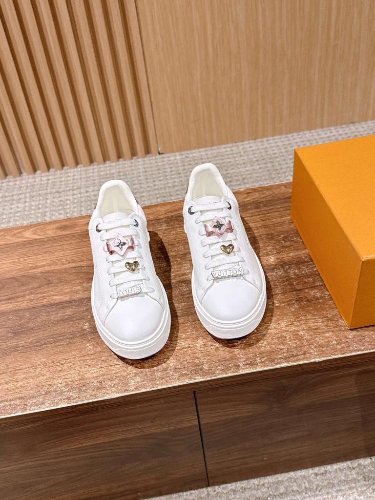Louis Vuitton Frontrow Sneaker – White / Multicolor Charms