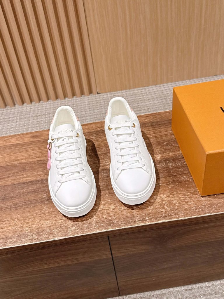 Louis Vuitton Frontrow Sneaker – White / Pink Charm