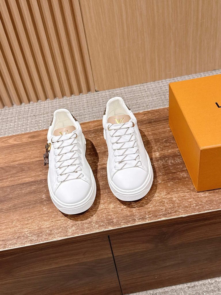 Louis Vuitton Frontrow Sneaker – White / Gold Lace Detail