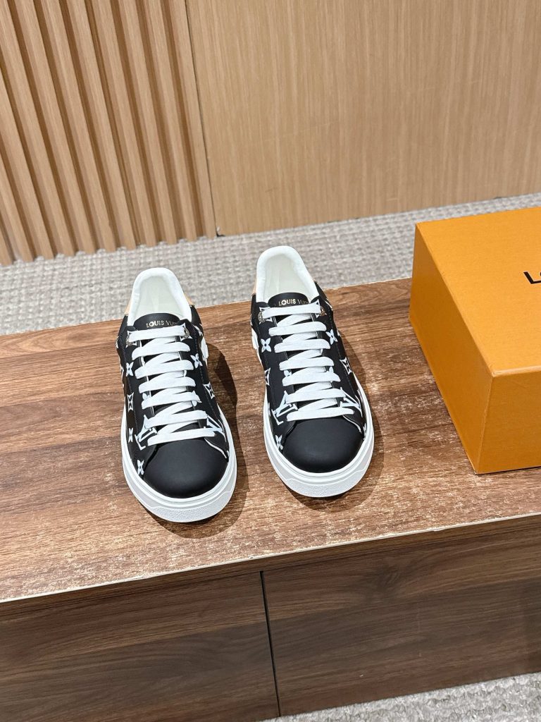 Louis Vuitton Frontrow Sneaker – Black / White Monogram