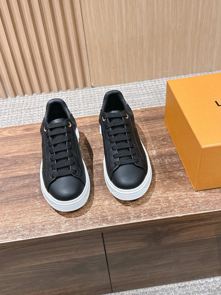 Louis Vuitton Frontrow Sneaker – Black / White Monogram