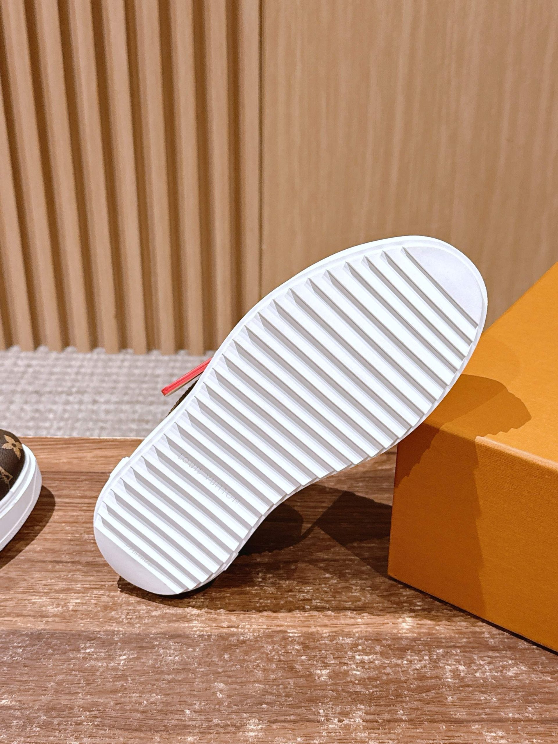 Louis Vuitton Frontrow Sneaker – Brown Monogram - 图片 9
