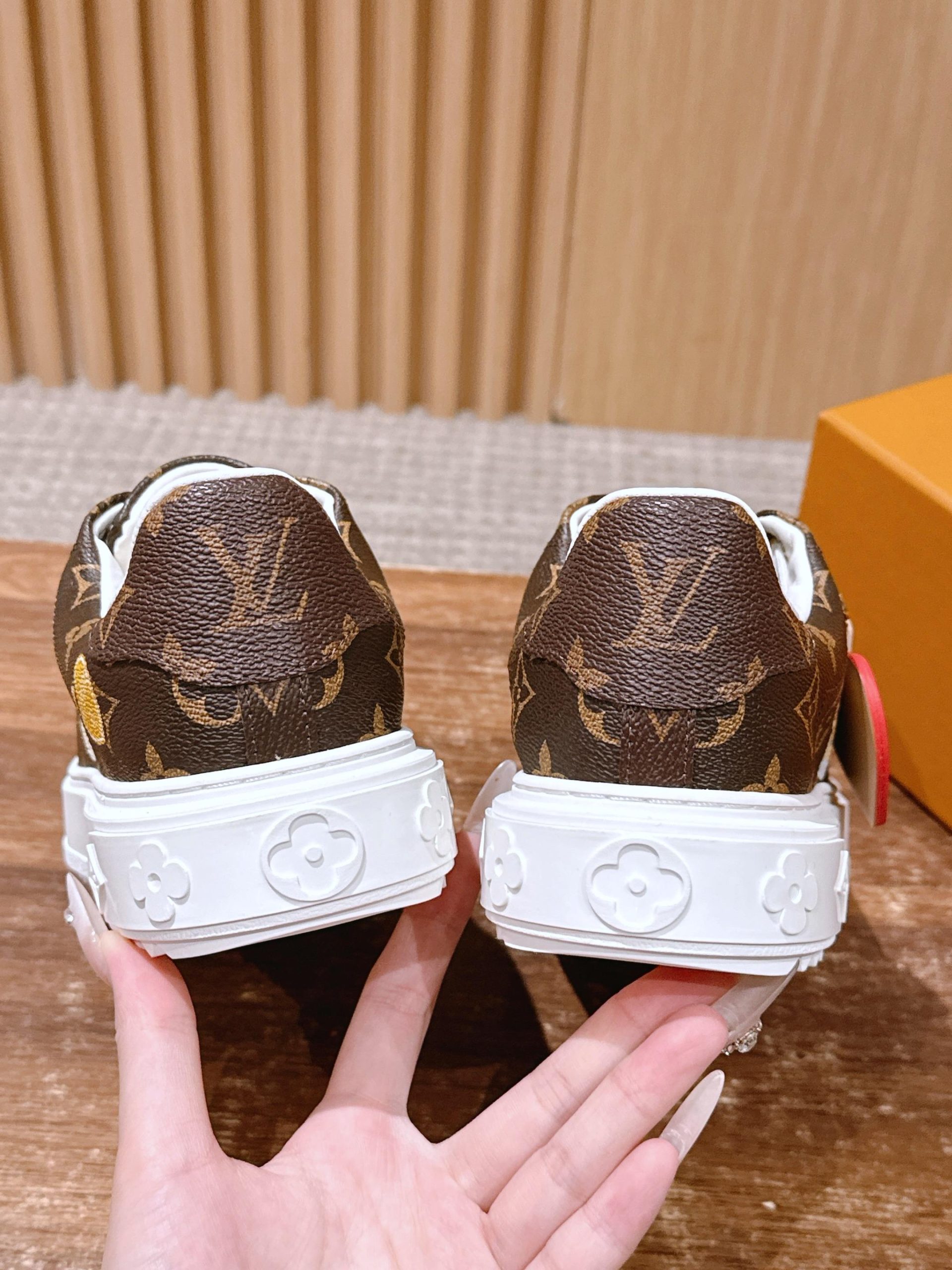 Louis Vuitton Frontrow Sneaker – Brown Monogram - 图片 8