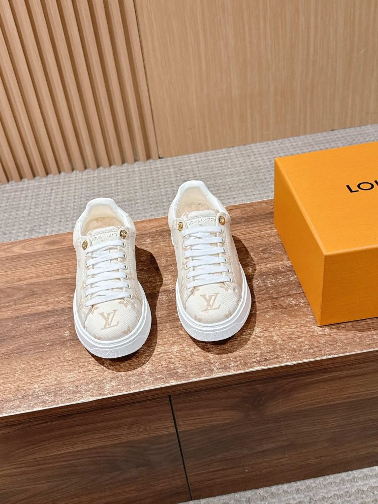 Louis Vuitton Frontrow Sneaker – White / Beige Monogram
