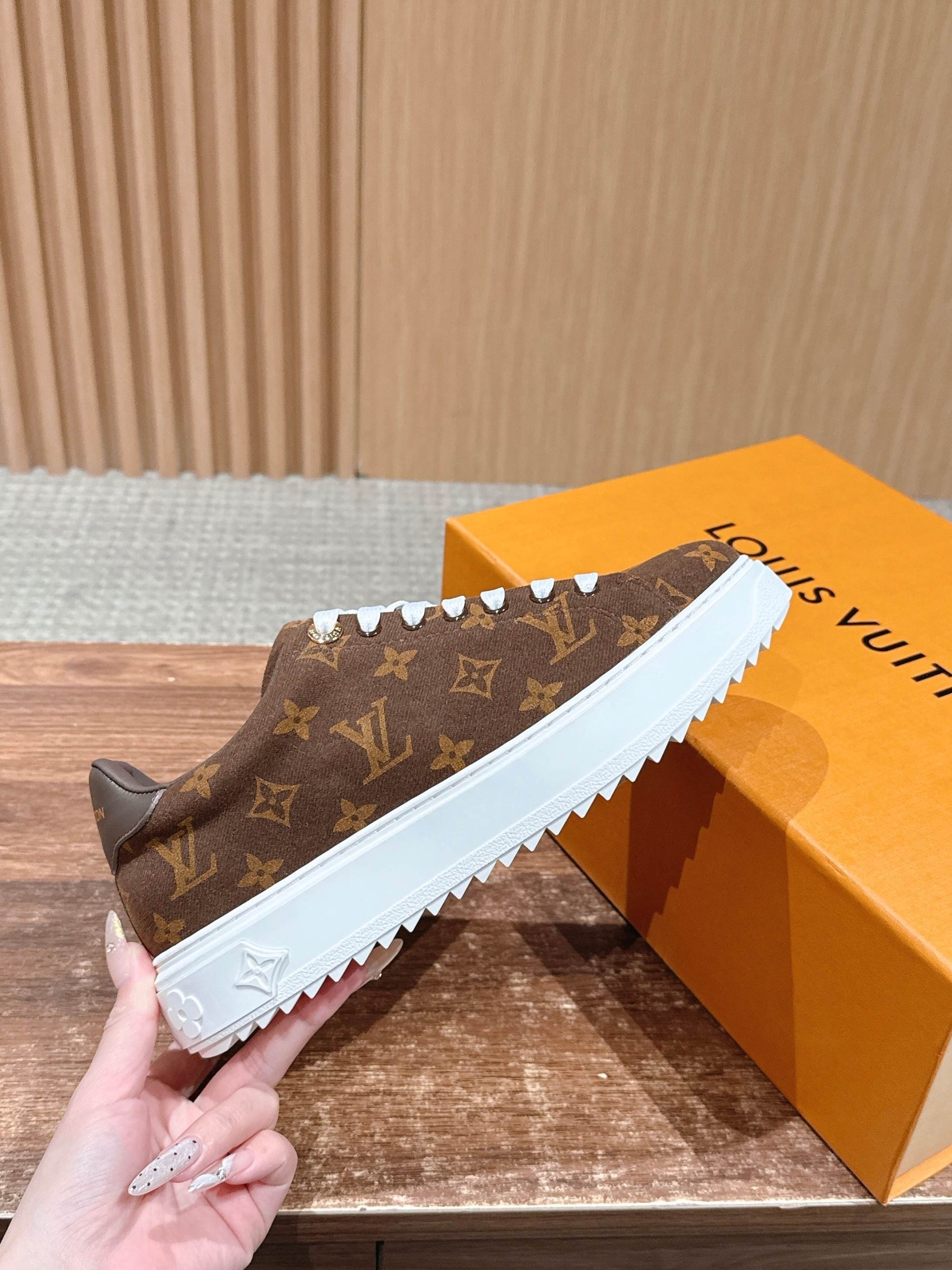 Louis Vuitton Frontrow Sneaker – Brown Monogram - 图片 5