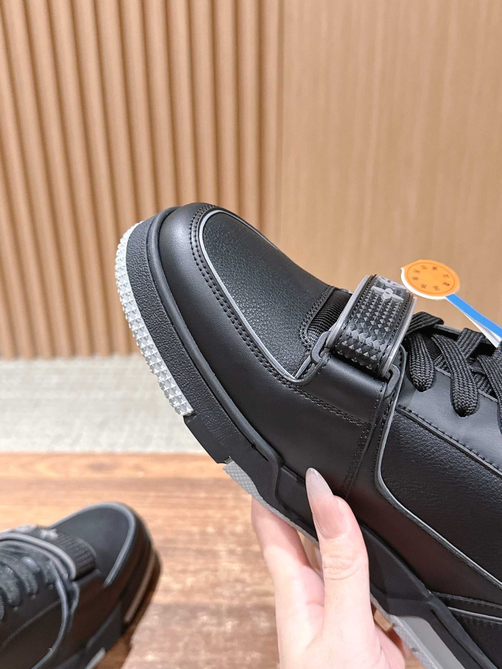 Louis Vuitton Trainer – Black - 图片 6