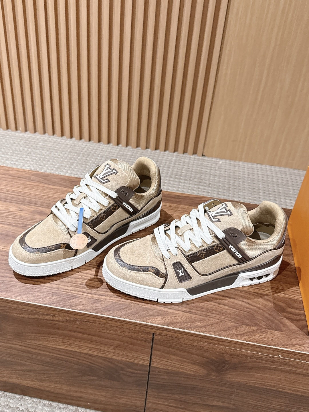 Louis Vuitton Trainer – Beige / Brown - 图片 2