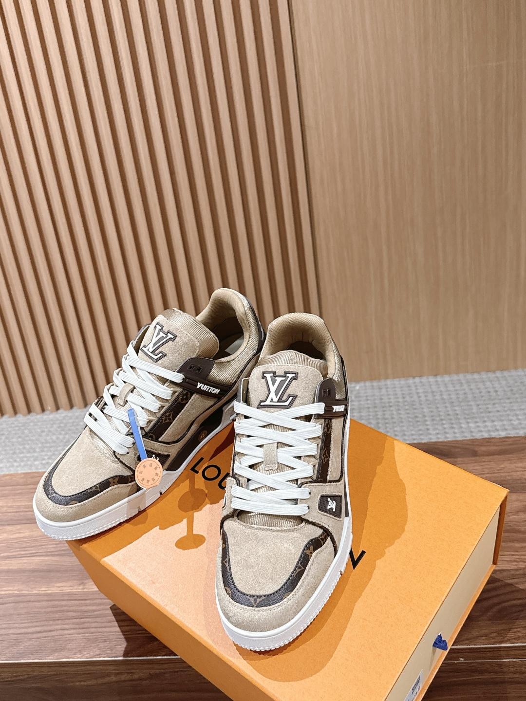 Louis Vuitton Trainer – Beige / Brown - 图片 4