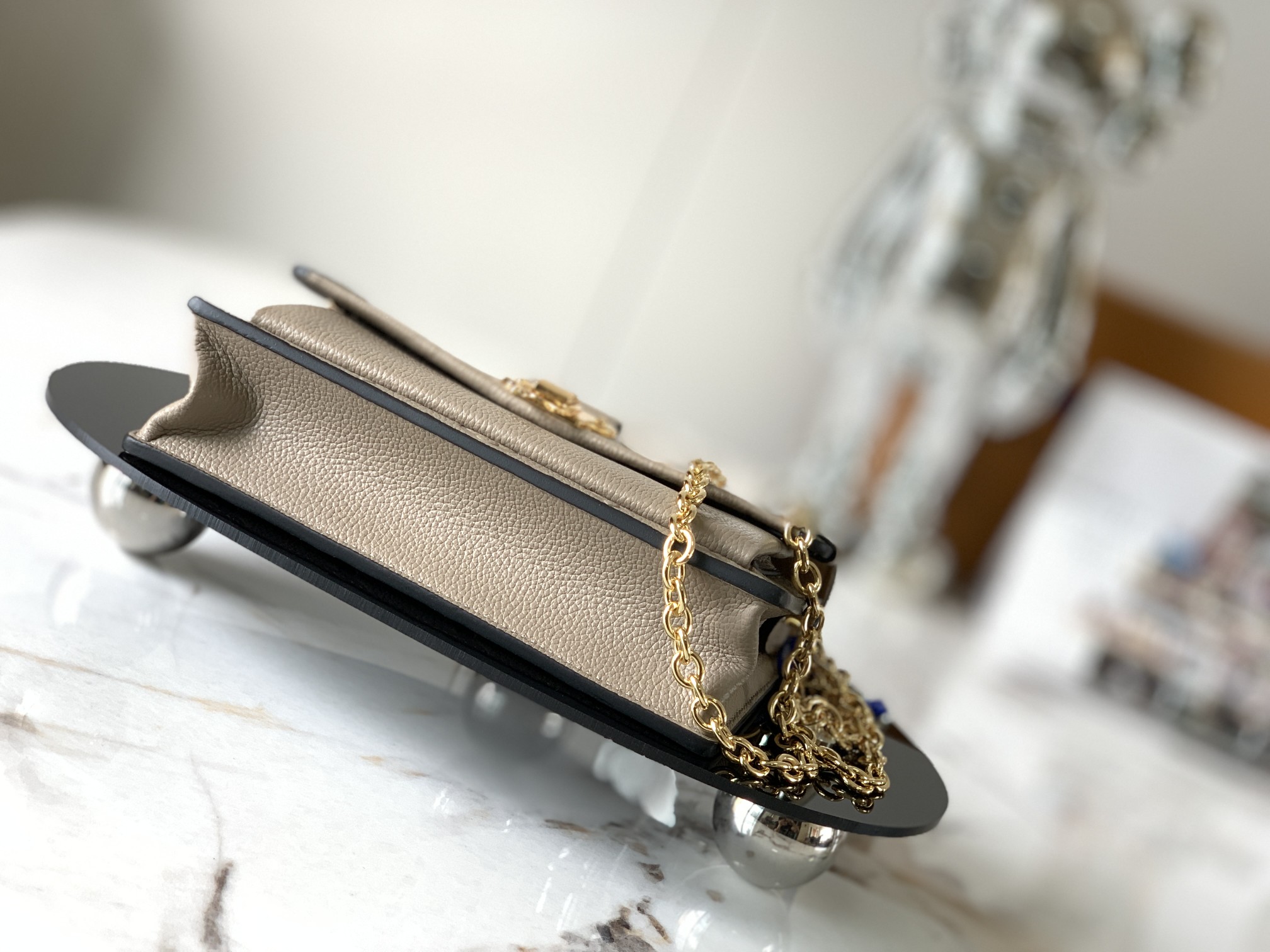 LV M69423 Vavin Chain Bag | Beige - 图片 4