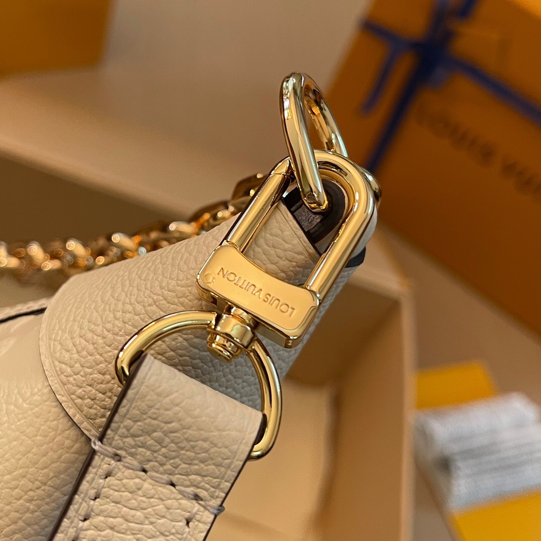 LV M46795 Loop Hobo Bag | Monogram Empreinte - 图片 5