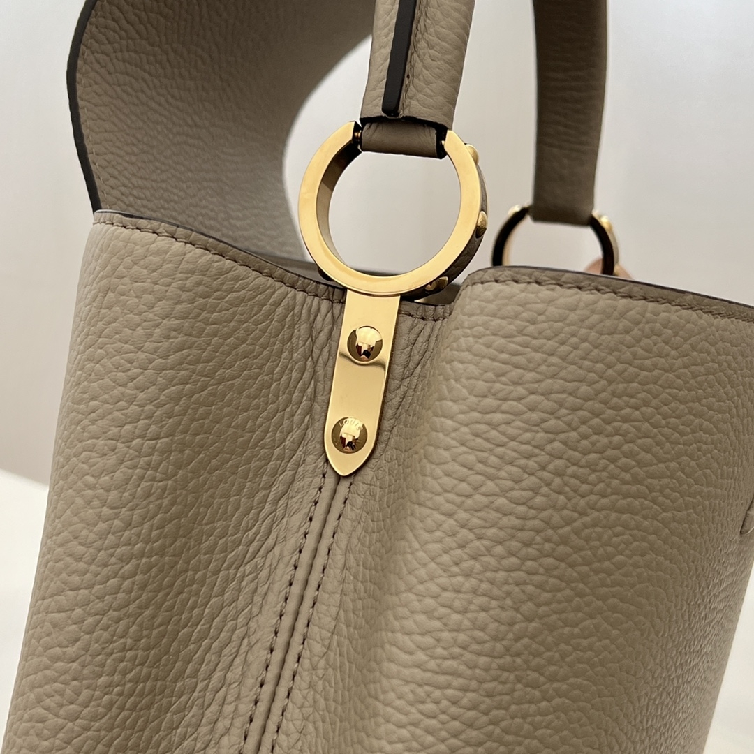 LV M94634 Taurillon Leather Top-Handle and Crossbody Bag - 图片 8