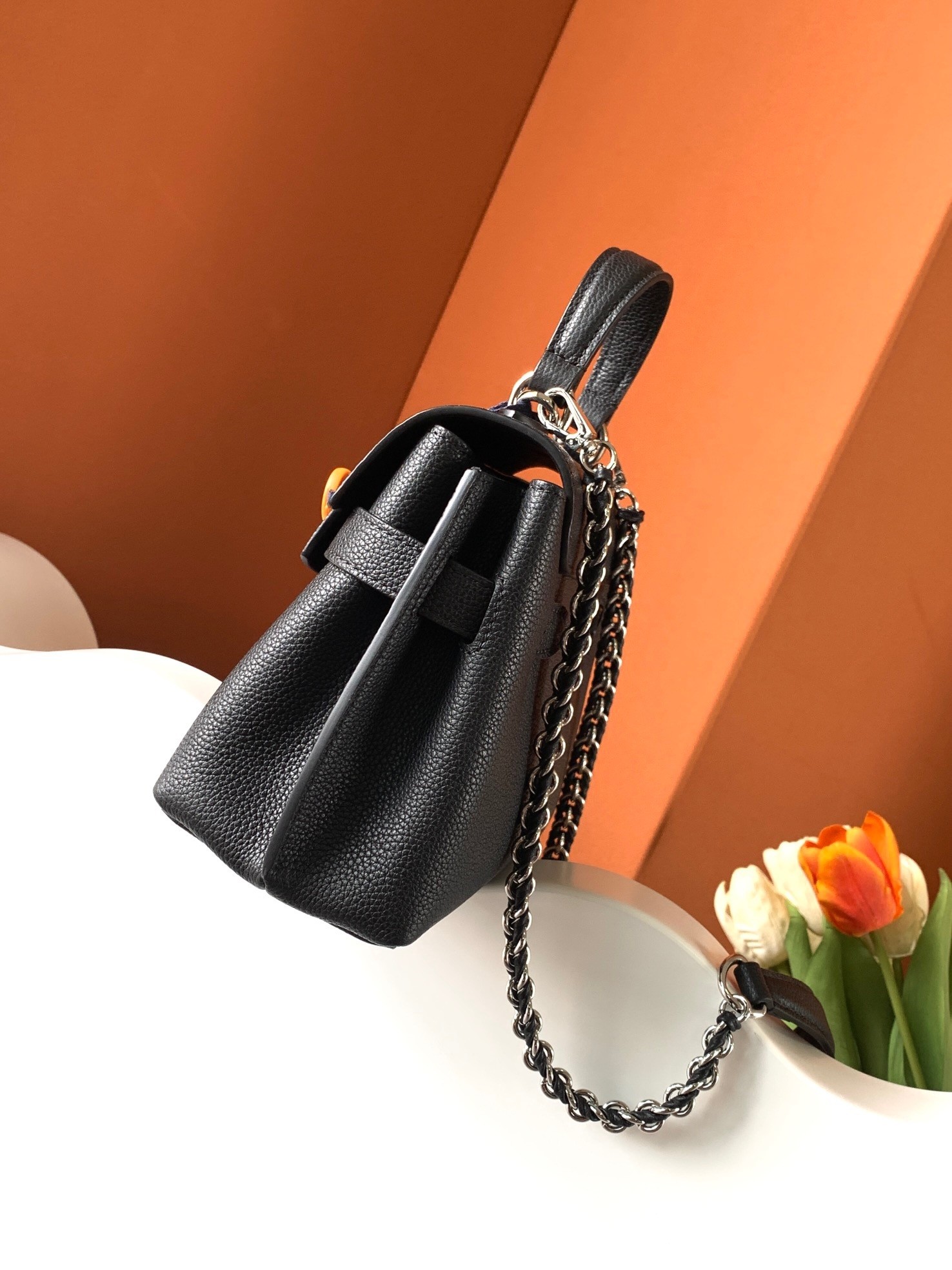 LV M20997 Lockme Ever Bag | 2023 Edition - 图片 3