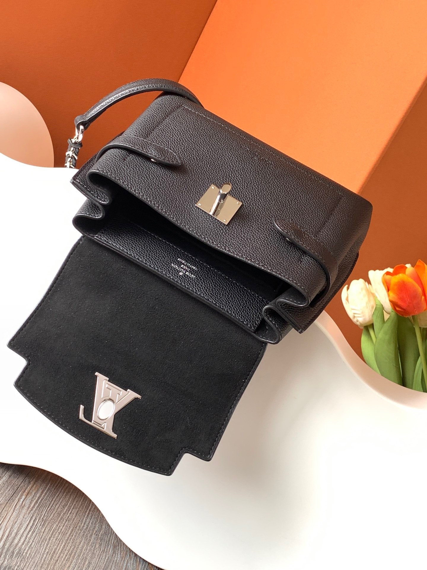 LV M20997 Lockme Ever Bag | 2023 Edition - 图片 7