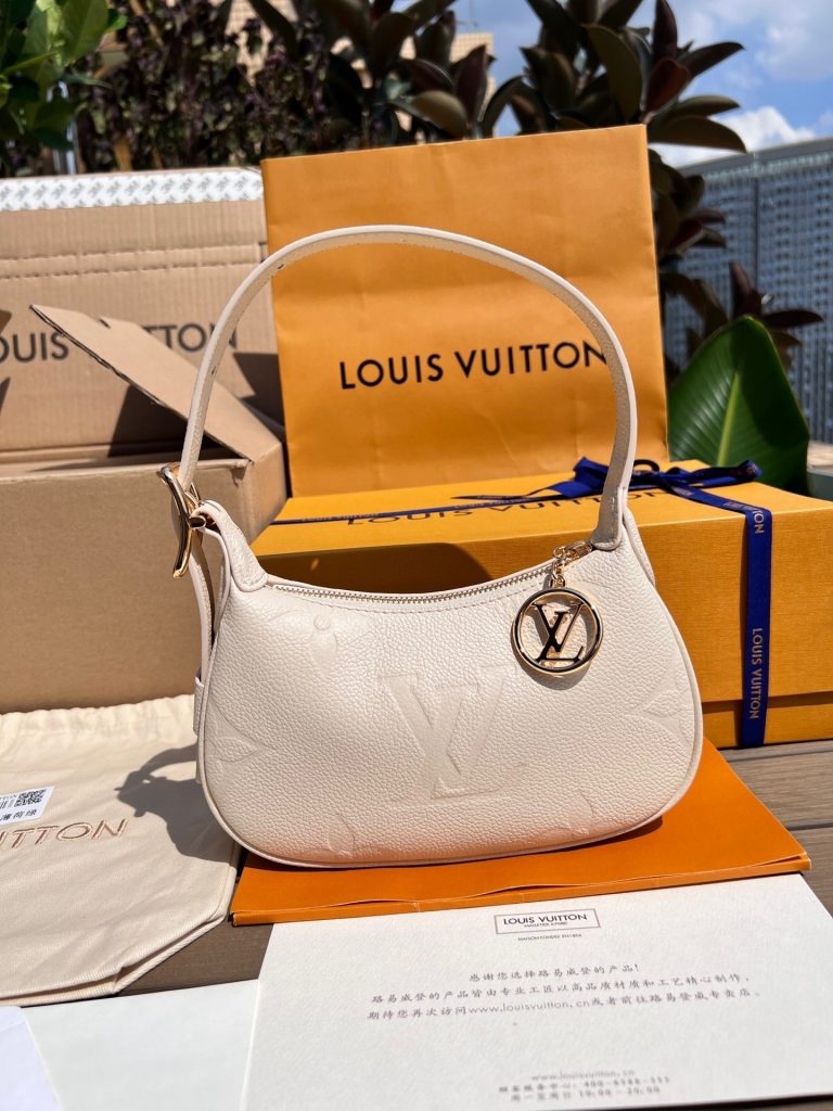 LV M82419 Mini Moon Bag | Monogram Empreinte