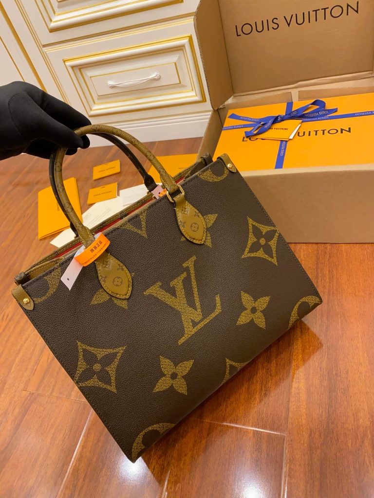 Louis Vuitton OnTheGo MM (M45039)
