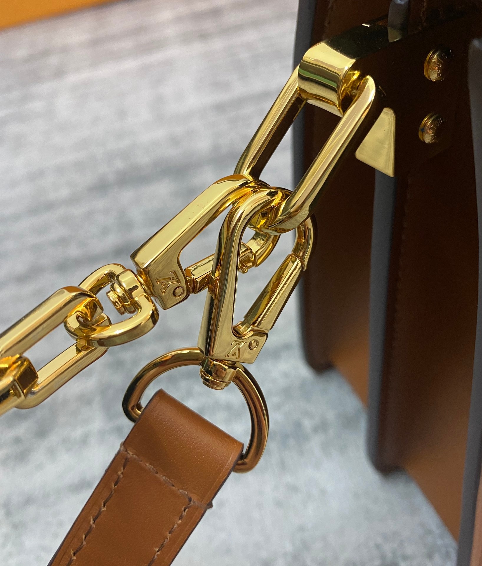 LV M45958 Dauphine Medium Bag | Monogram and Reverse Canvas - 图片 7