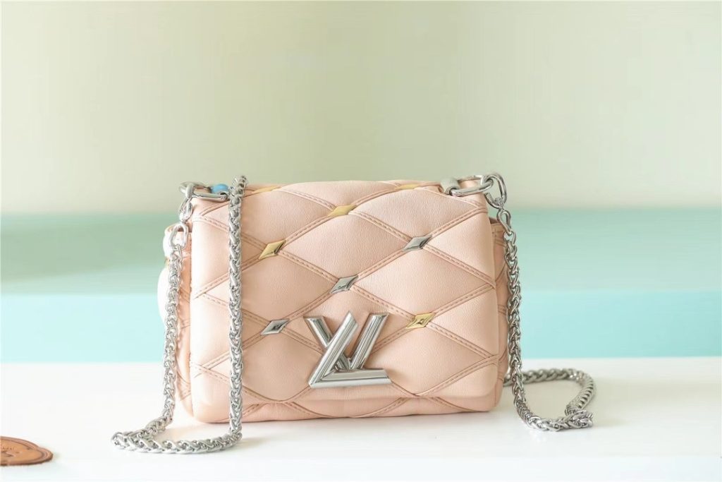 LV M82752 Pico Go-14 Bag | Apricot