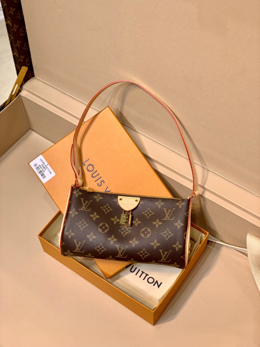 LV M47123 Pochette Tirette Bag - 图片 3
