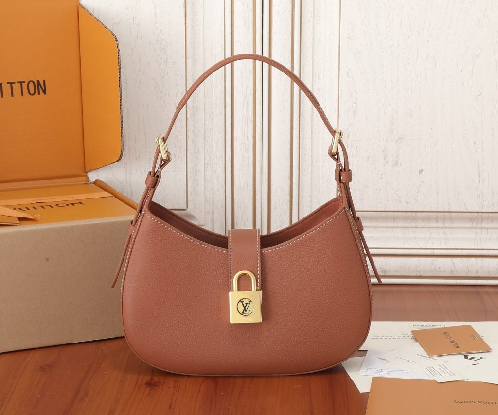 LV M24885 Shoulder Bag | Brown