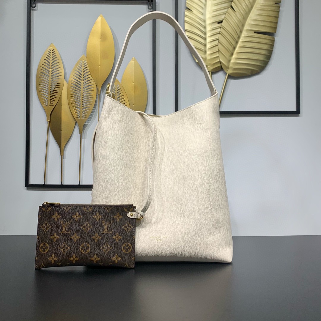 LV M24856 Low Key Hobo MM - 图片 10