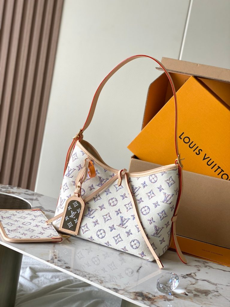 Louis Vuitton CarryAll (M24707)