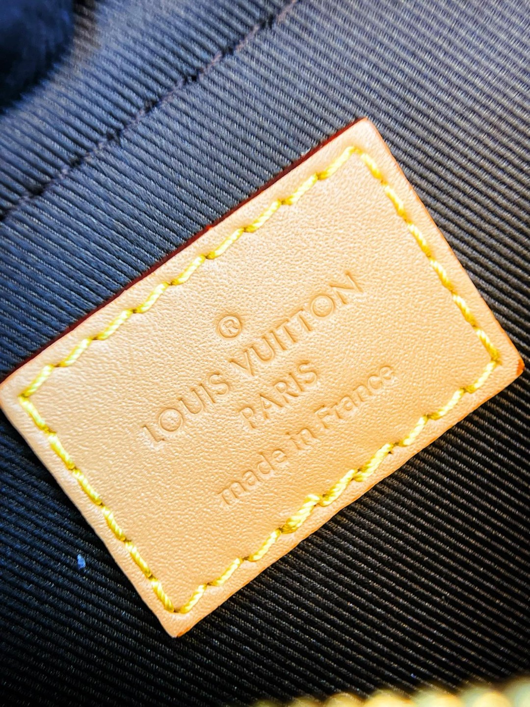 LV M24820 Tyler Envelope Messenger Bag | Unisex - 图片 9