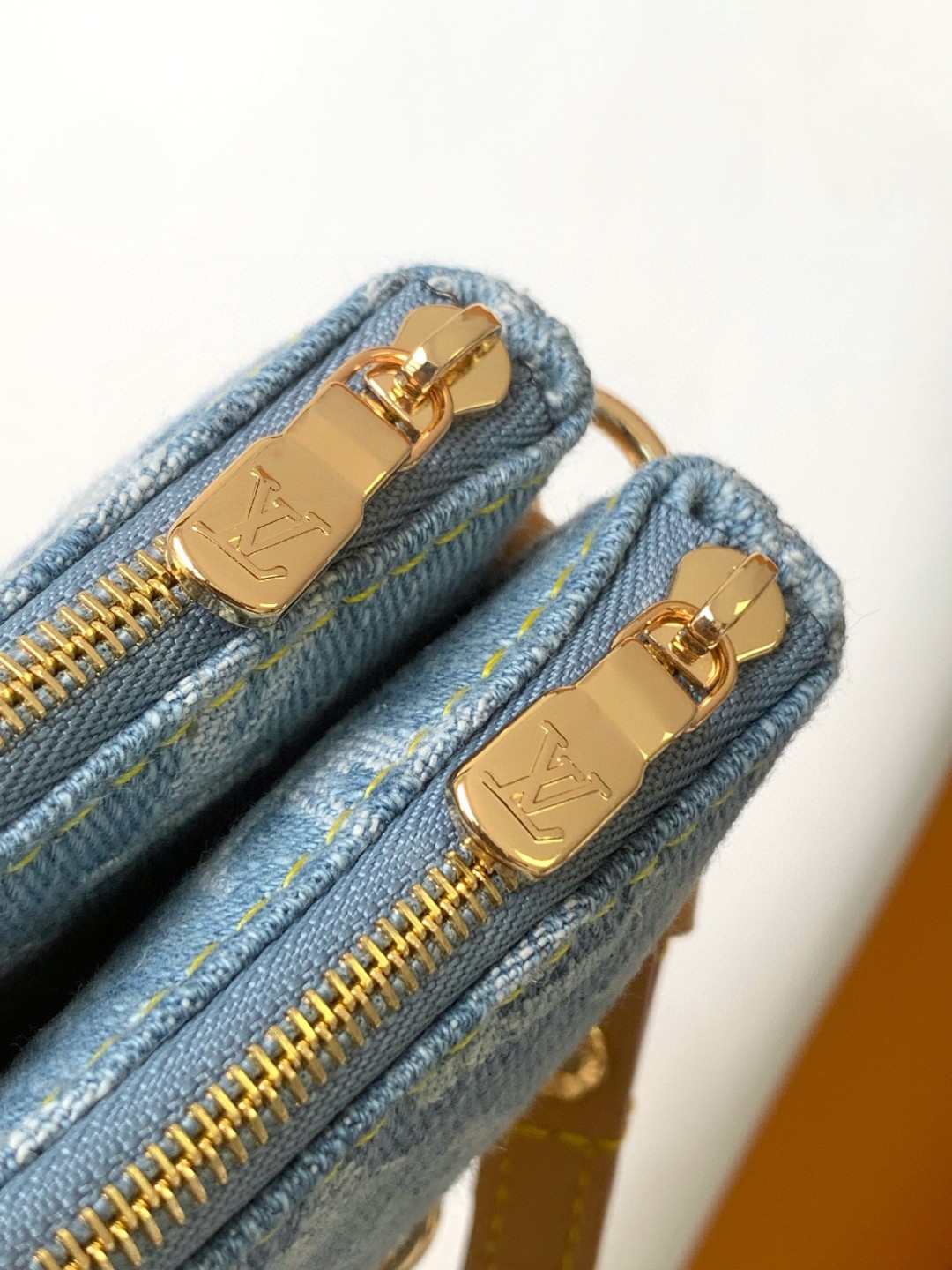 LV M83532 Liv Pochette | Monogram Denim - 图片 6