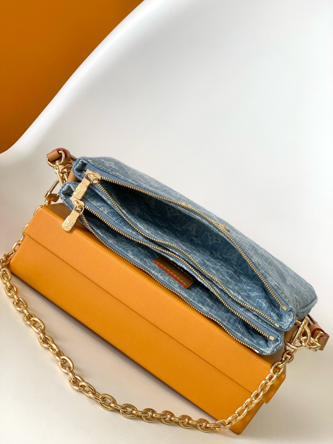 LV M83532 Liv Pochette | Monogram Denim - 图片 8