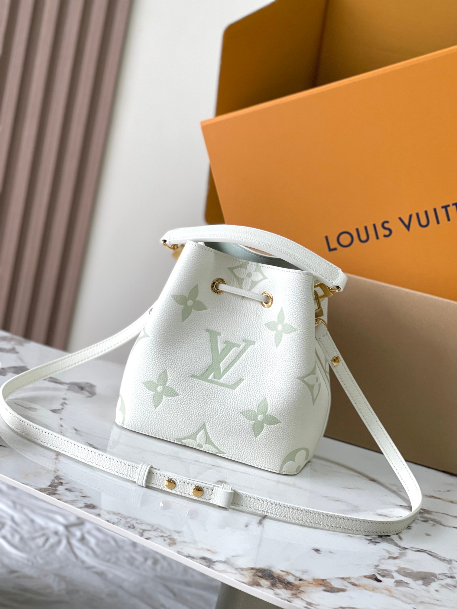 LV M24048 Néonoé BB Bucket Bag - 图片 3