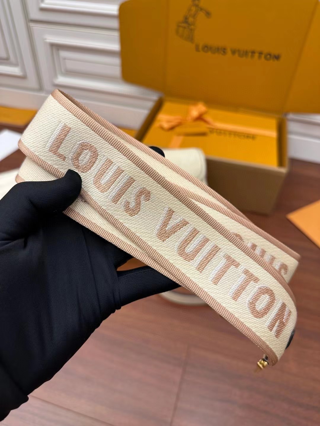 LV M46388 Diane Baguette Bag - 图片 6
