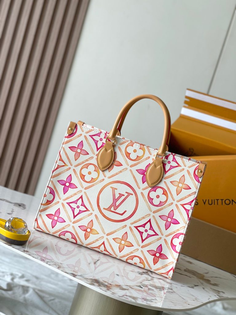 Louis Vuitton OnTheGo MM (M11262)