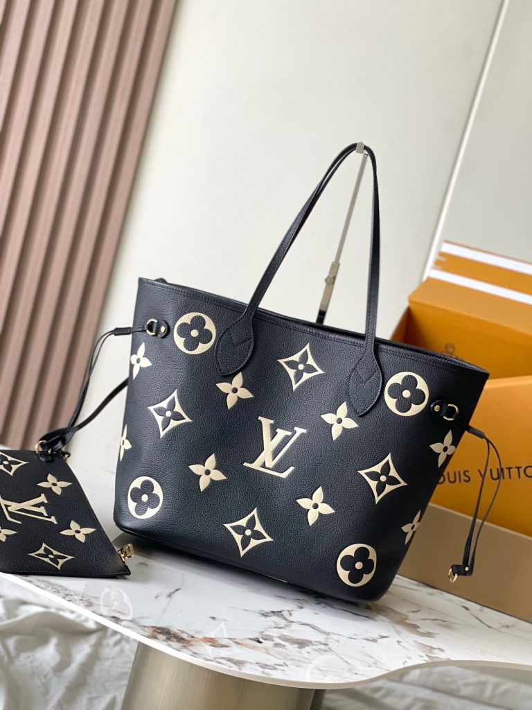 Louis Vuitton Neverfull (M58907)