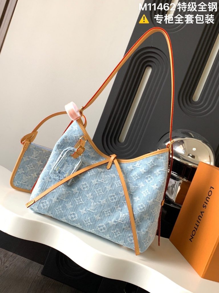 Louis Vuitton CarryAll (M11462)
