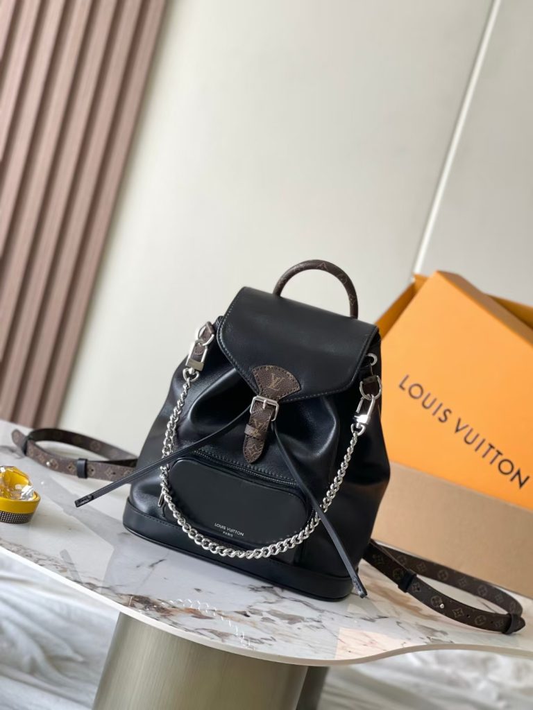 Montsouris Small Backpack in Lambskin (M12587)