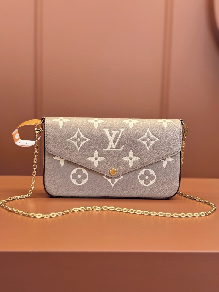 LV M82610 Pochette Félicie