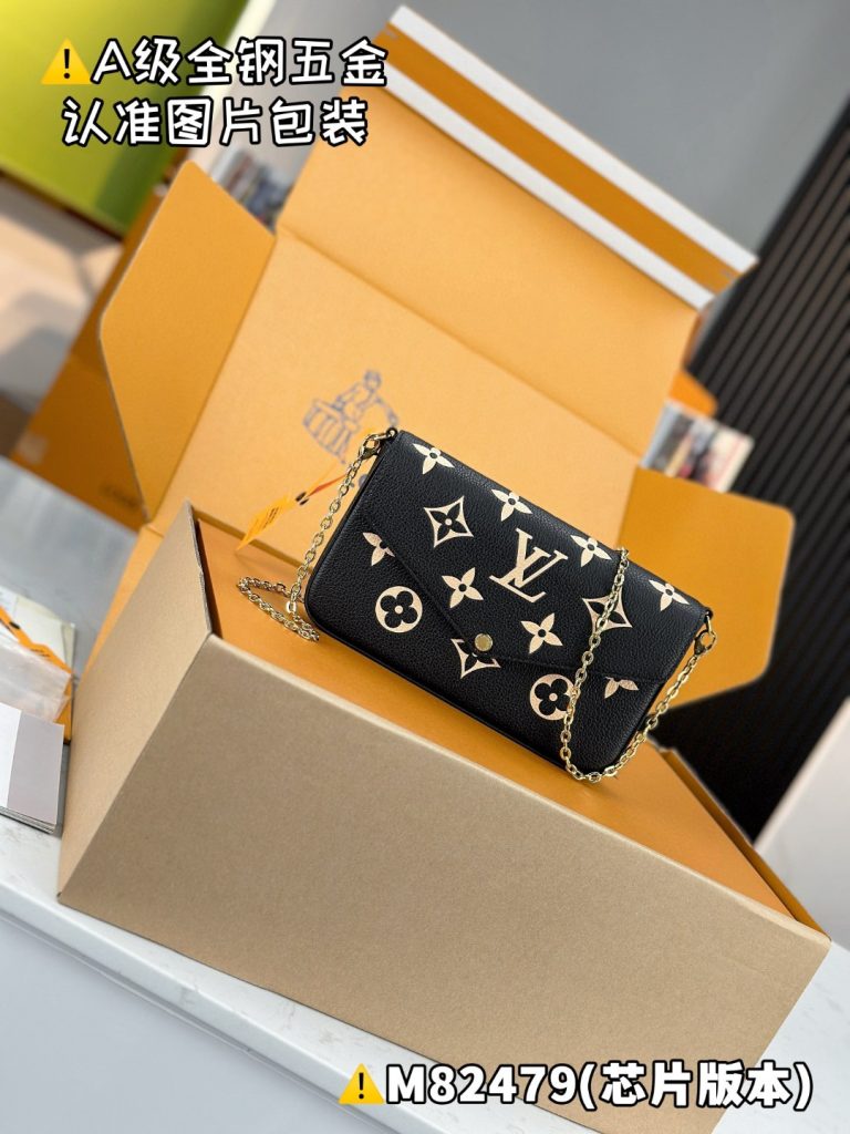 LV M82479 Pochette Félicie