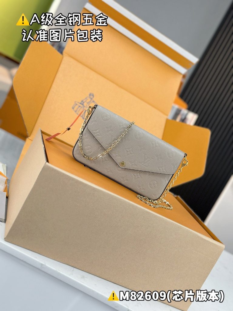 LV M82609 Pochette Félicie