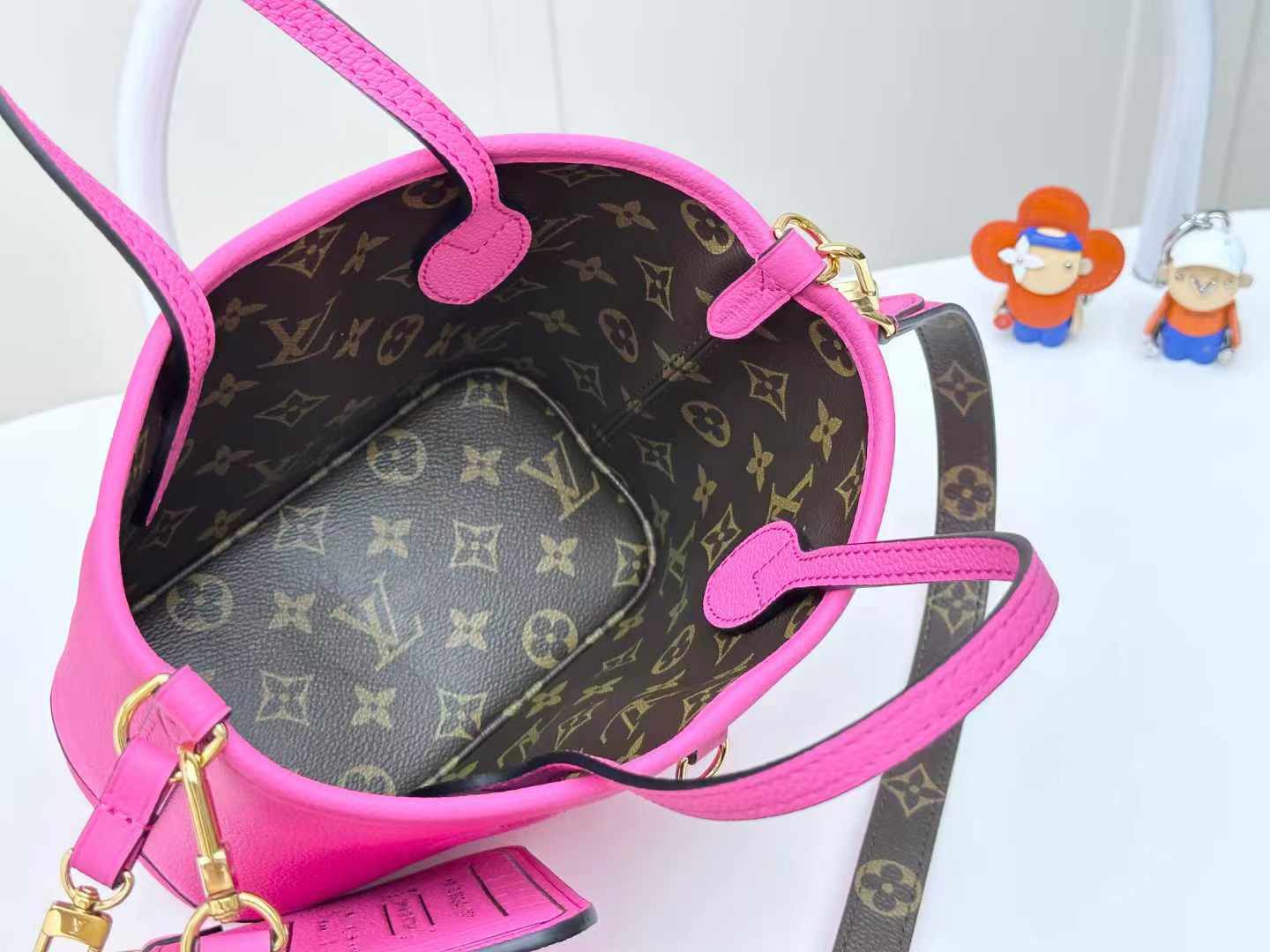 LV M12106 Neverfull Bandoulière Inside Out BB | Pink Monogram - 图片 5